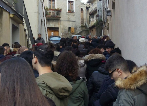 Lamezia, Comitato Malati cronici: lunghe attese e disagi all'ambulatorio vaccinazioni