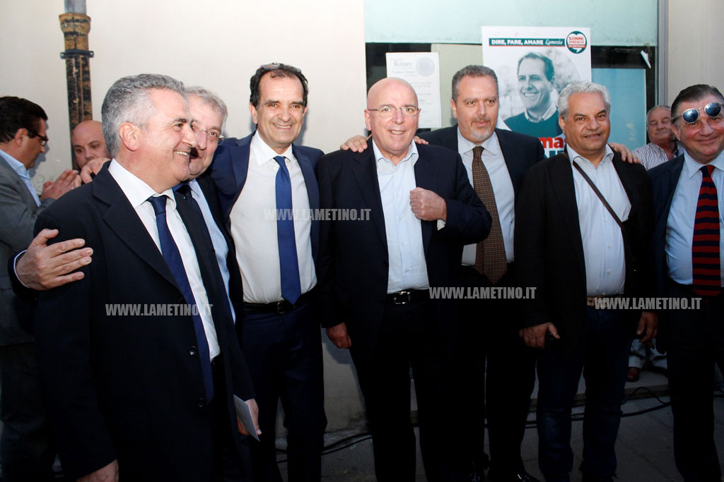 comizio_sonni3_080515.jpg