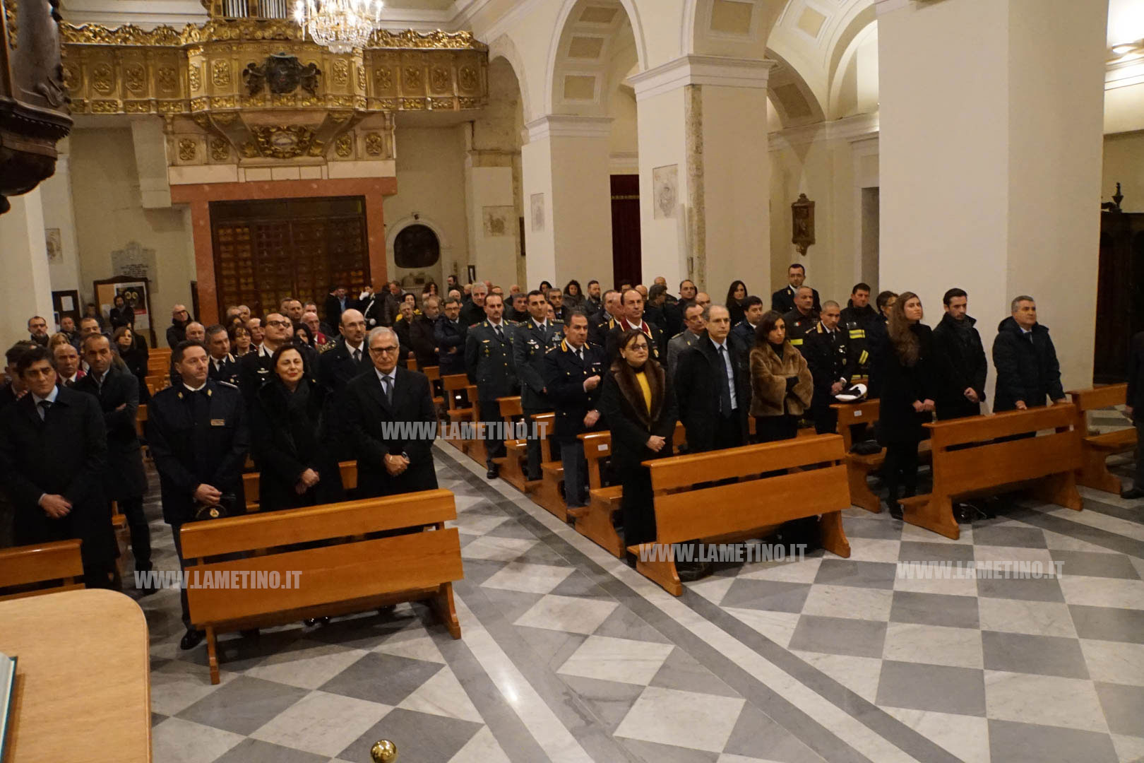 comm_aversa7_2016.jpg
