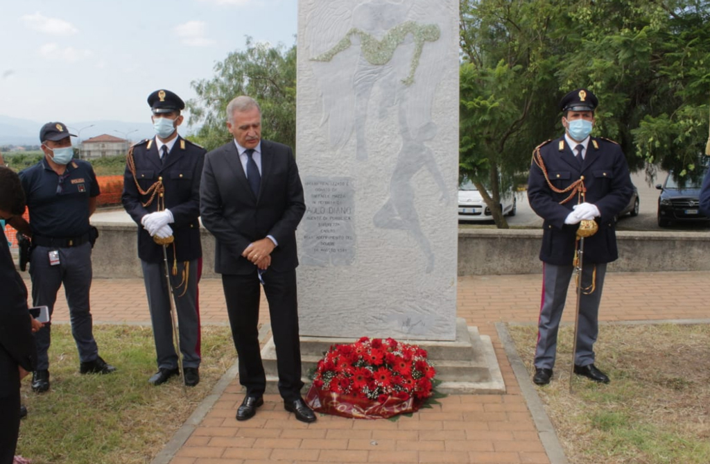 commemorazione-agente-Diano-lamezia-2020-3.jpg