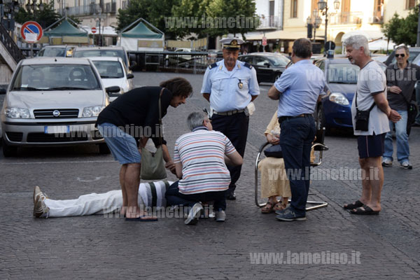 commericiante-protesta-corso-giugno-2012