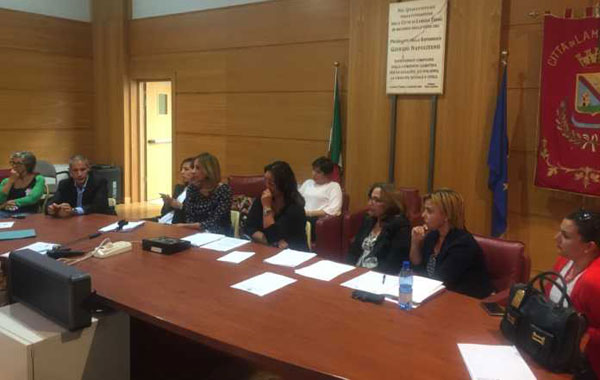 Lamezia, incontro Commissione pari opportunità su prostituzione: "Cooperazione fondamentale per garantire sicurezza"