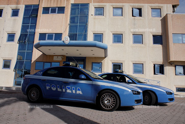 Eroina e marijuana in casa, arrestato presunto spacciatore da squadra mobile Vibo e commissariato Lamezia