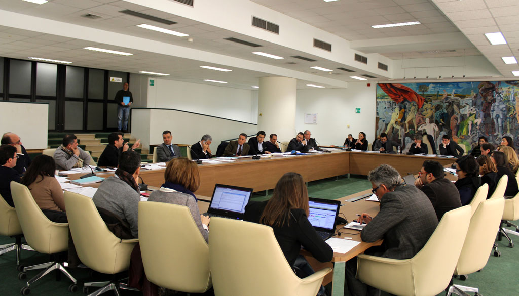Regione, commissione approva norme lavoro Ue e riordino Arssa