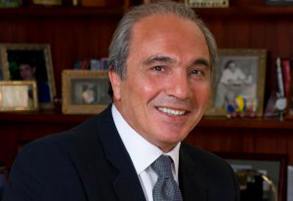 Ceduta la Fiorentina al miliardario calabrese Commisso, in settimana l’ufficializzazione