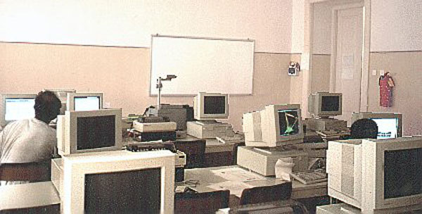 Regione: Via allo scorrimento della graduatoria per acquistare attrezzature didattiche e digitali