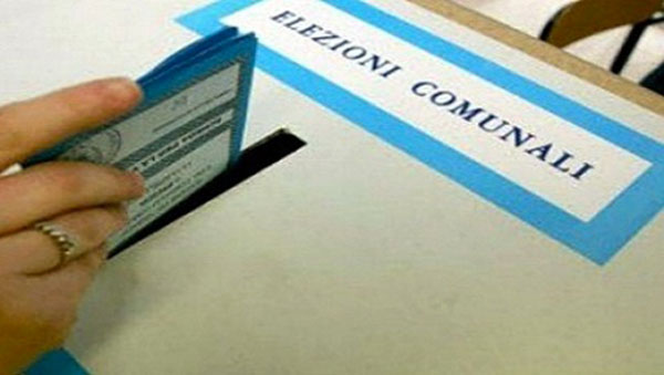 Comunali Crotone: nessun apparentamento per il ballottaggio tra Barbieri e Pugliese