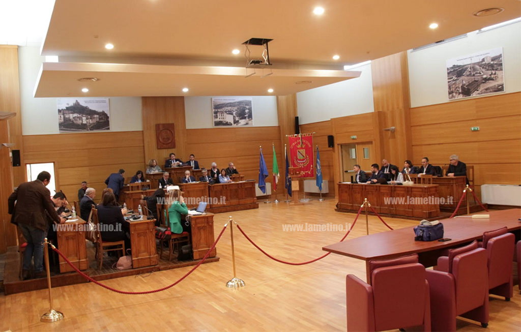 Lamezia, Spinelli e Mazzei (Noi Moderati): "Voto favorevole al bilancio momento di chiarezza politica"