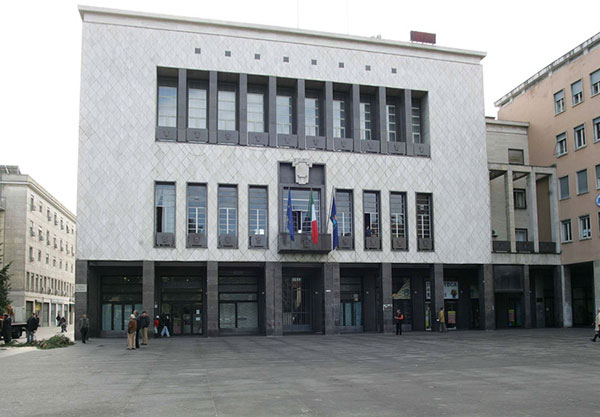 comune-cosenza-215_dcca5.jpg