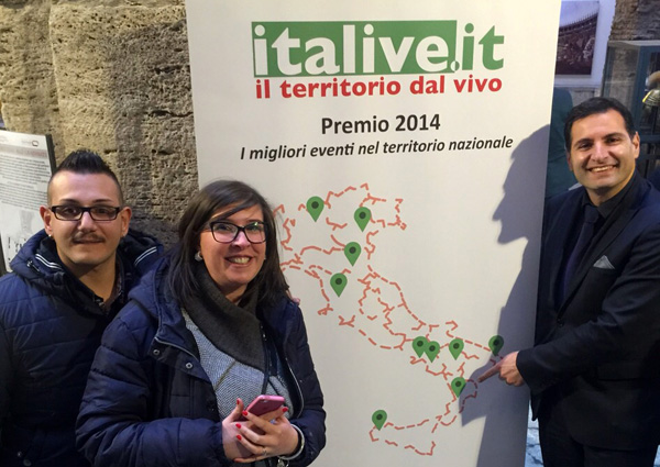 Gli instagramers lametini ritirano premio “Italive 2014”
