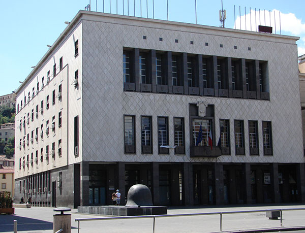 Rifiuti: Sindaco Cosenza incontra delegazione studenti