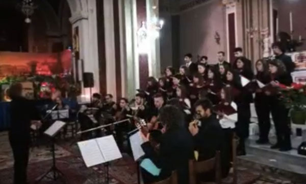 “Serrastretta Joyful Chorus” e “Terina Guitar Ensemble” in concerto tra Lamezia, Nocera e Serrastretta