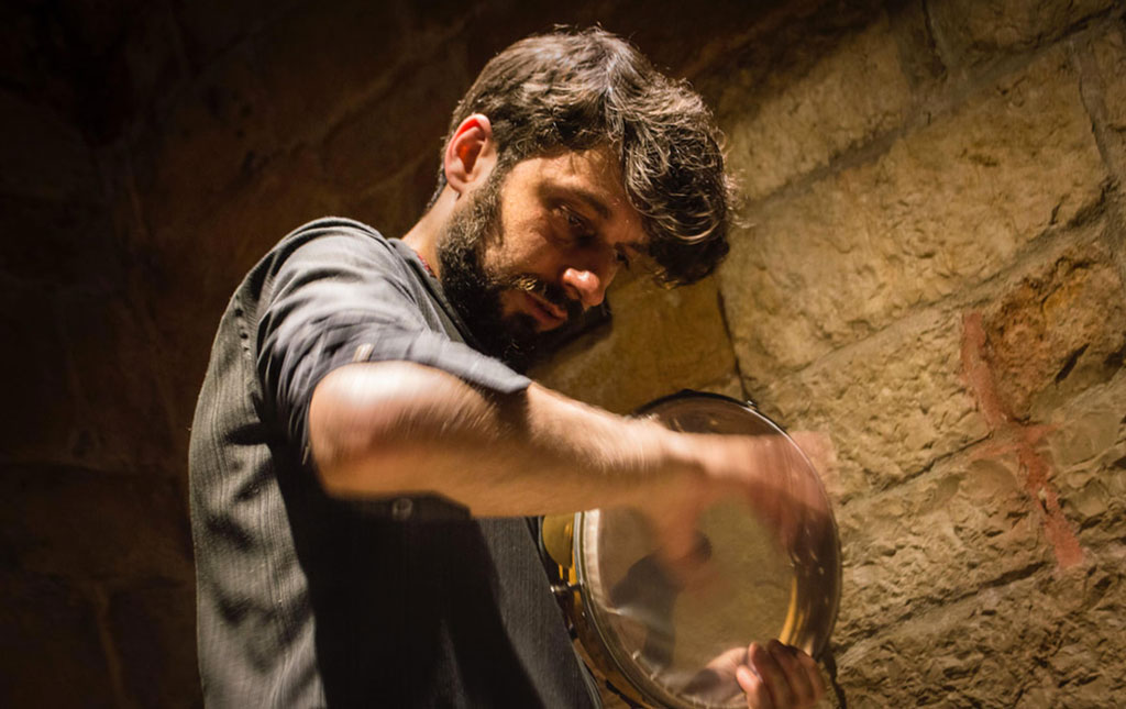 Lamezia, in concerto Peppe Leone al Chiostro Caffè Letterario per il festival “Chitarre e oltre…”