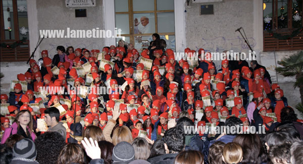 Lamezia: Classico concerto di Natale per gli alunni del Maggiore Perri