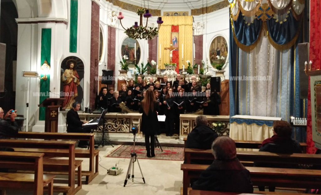 "Un canto a Maria", concerto della Corale Diocesana Benedetto XVI a Soveria Mannelli