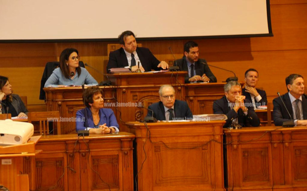Lamezia, ex presidente revisore dei conti replica a maggioranza comunale: "Le loro ragioni sono un vaso vuoto riempito di nulla"