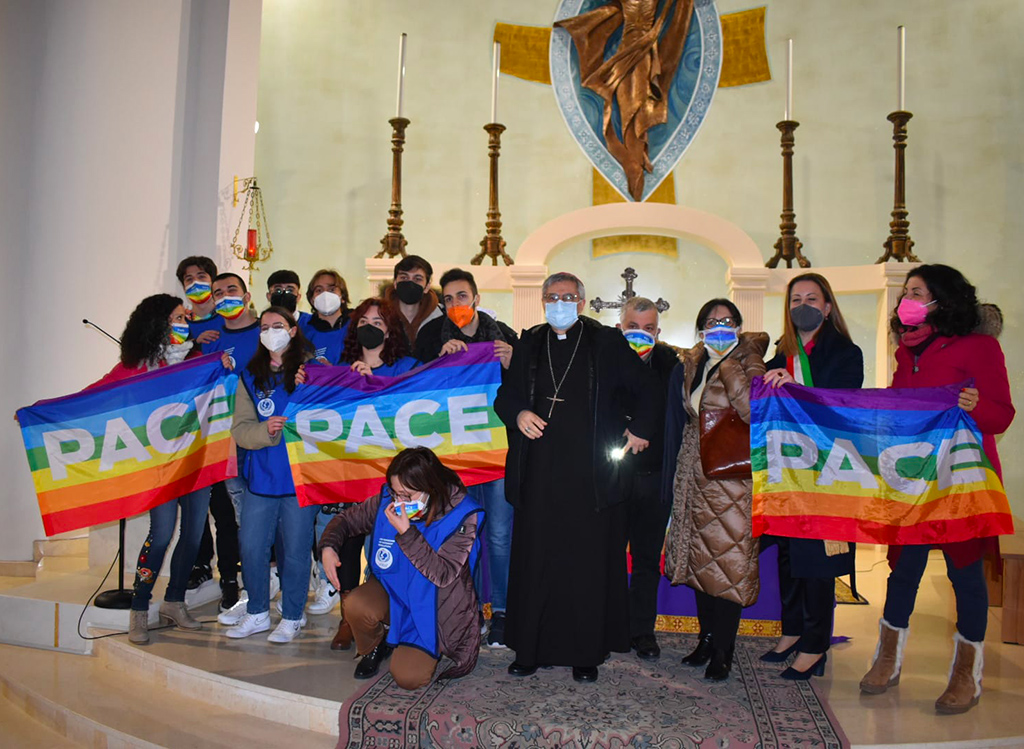 Marcia e manifestazione per la pace chiudono la settimana della cultura dell’IIS “Costanzo” di Decollatura