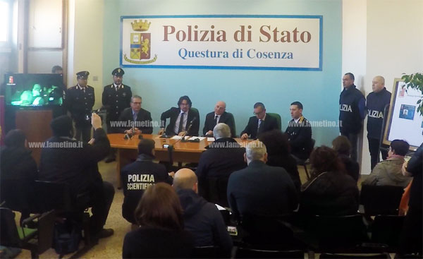 Blitz antiterrorismo, arrestato foreign fighter a Cosenza - VIDEO