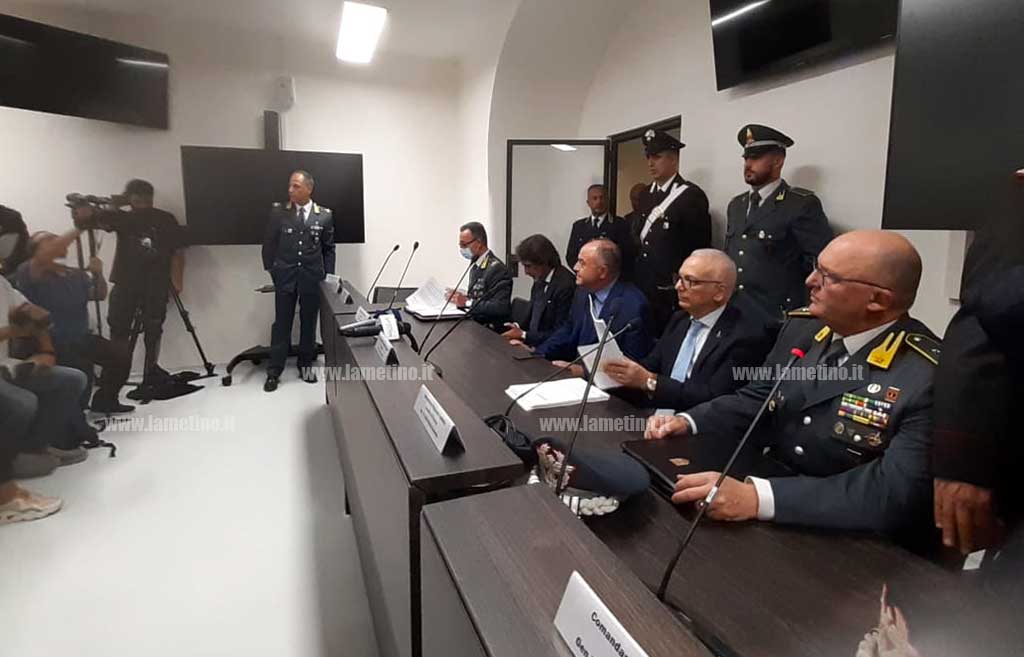 conf-stampa-op-cs-b640-269a5d1240c8_8e885.jpg