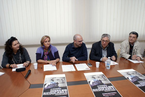 conf-stampa-teatro-prosa-2011-2012-lamezia-terme