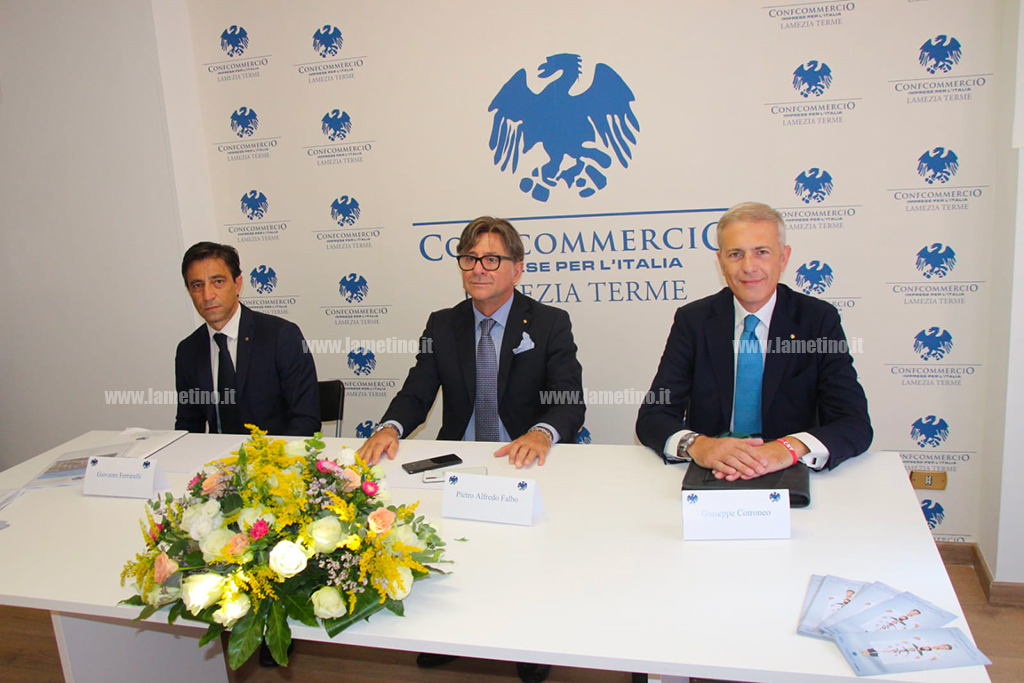 confcommercio_b5262.jpg