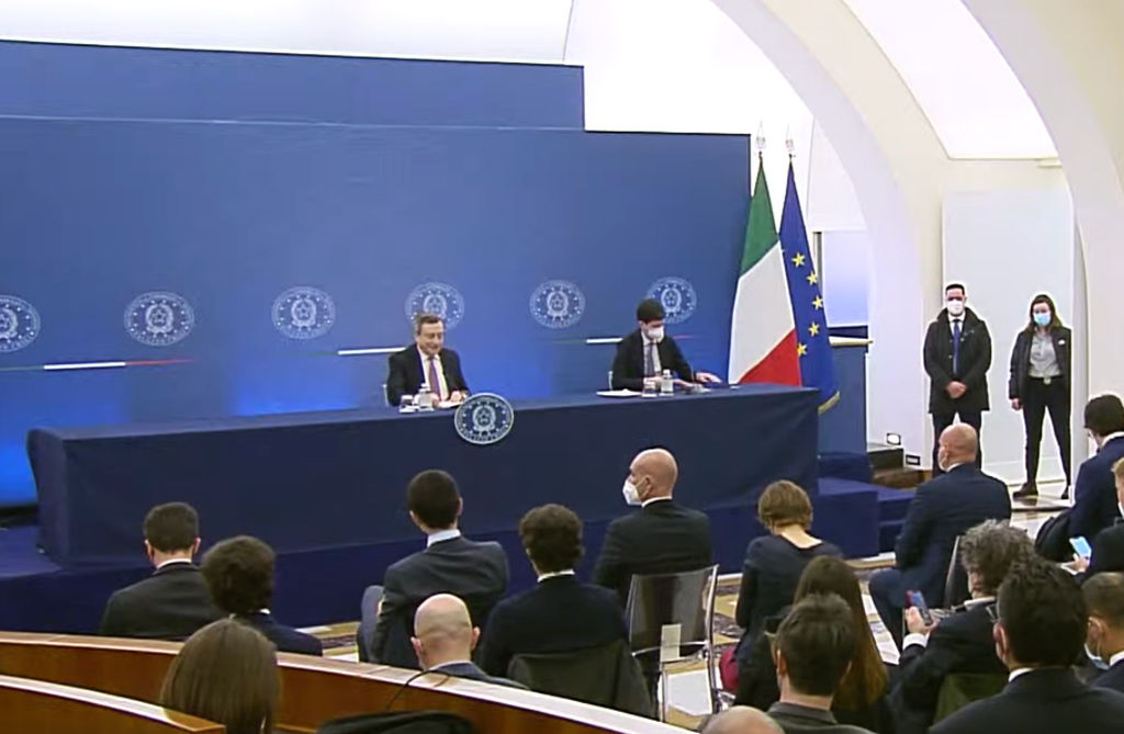 Covid, ecco il decreto sulle riaperture: dal primo maggio addio al green pass