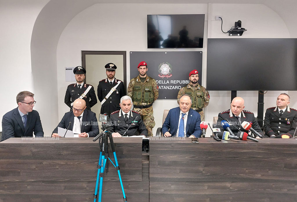 Operazione "Rinascita Scott 3", fiumi di denaro riciclati all'estero: 8 arresti della Dda di Catanzaro - VIDEO