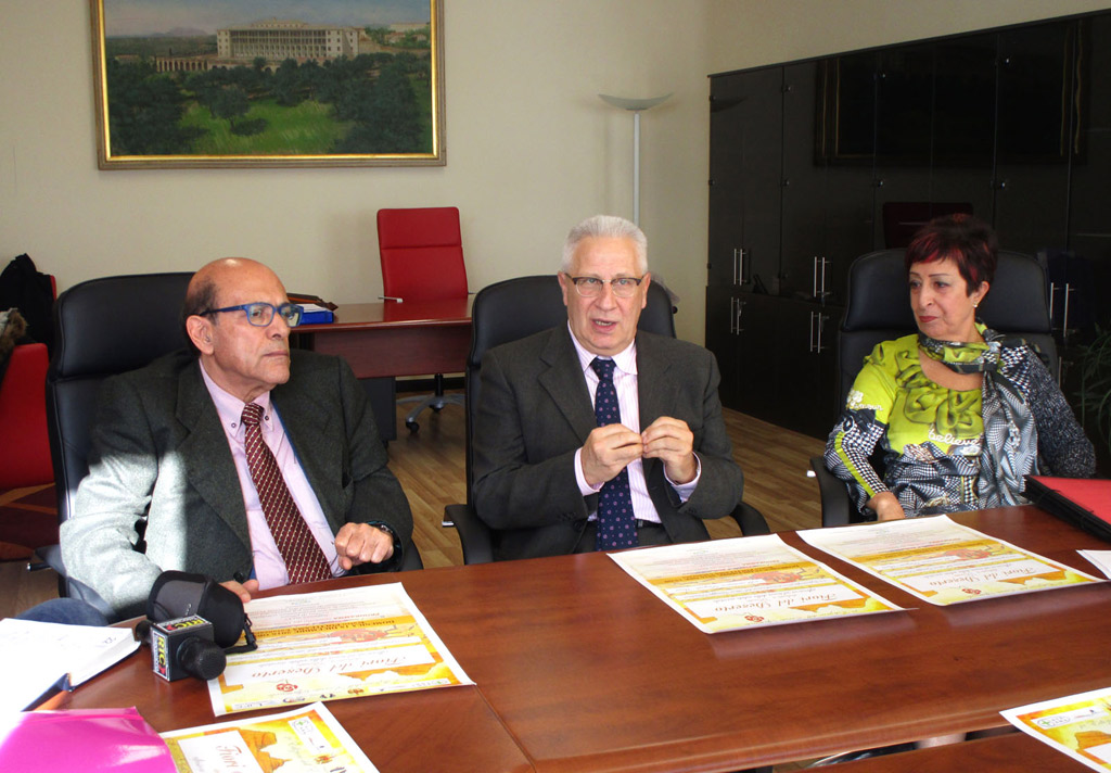 conferenza-stampa-fiori-deserto.jpg