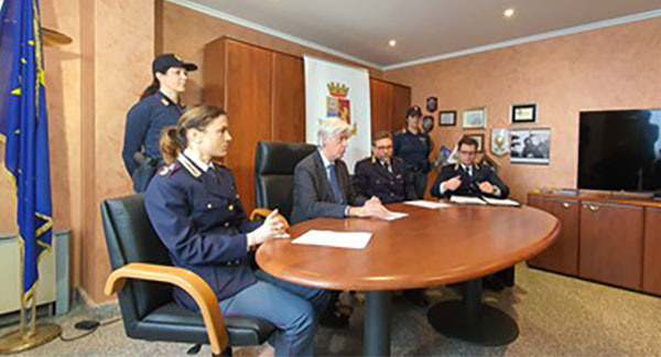 conferenza-stampa.jpg