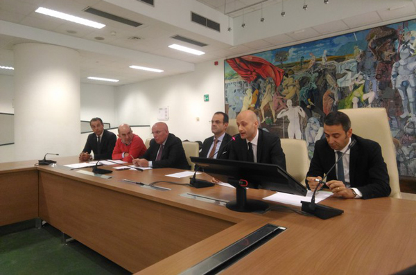 Presentati due nuovi "Freccia Argento" Reggio-Roma 