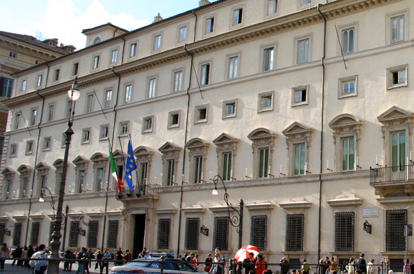 Calabria: Consiglio dei ministri impugna due leggi regionali su sanità 