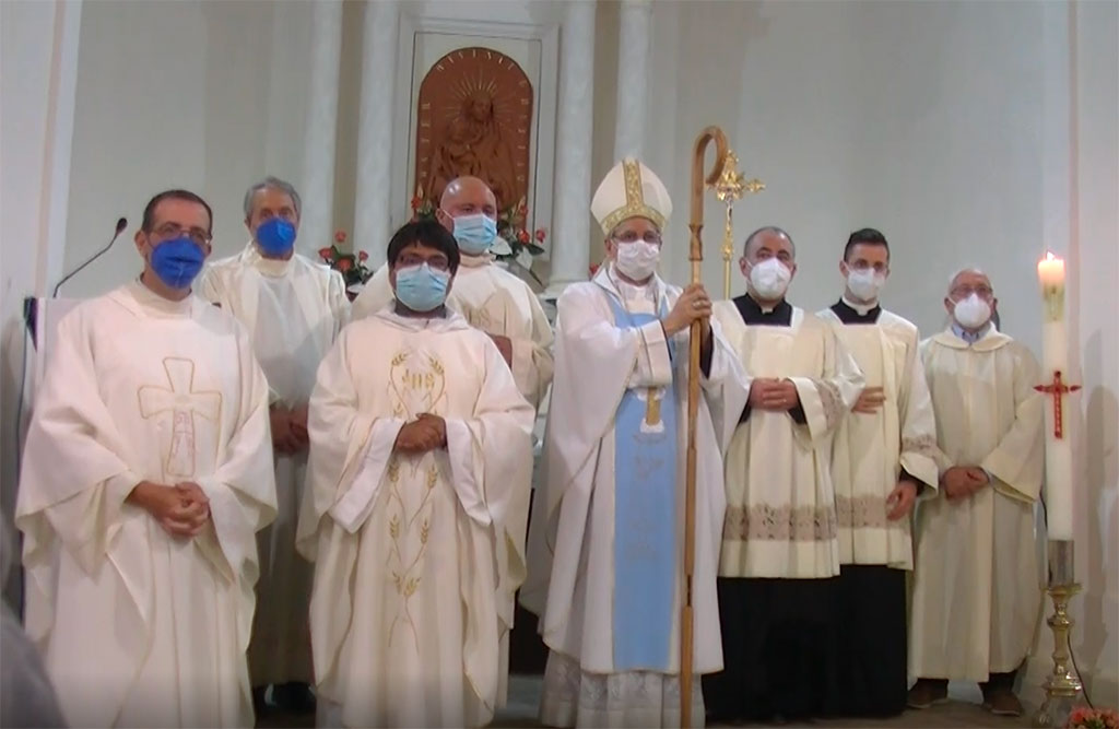 Consacrato dal Vescovo Schillaci il nuovo altare nel Santuario della Madonna della Grazia di Curinga