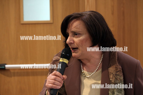 Lamezia: Intervento consigliera Elvira Falvo contro chi mette in discussione suo curriculum politico