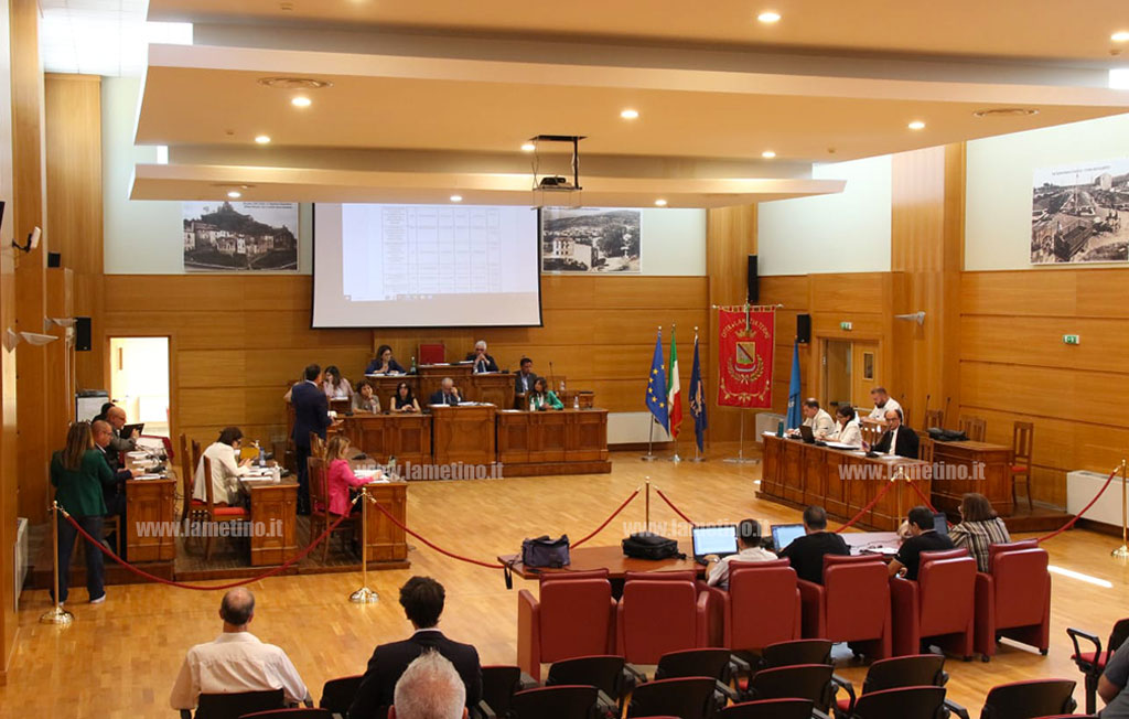 consigio-comunel-1992023_4a030_ee4d8.jpg