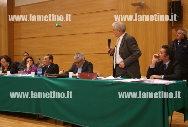 consiglio--00-16-12-13.jpg