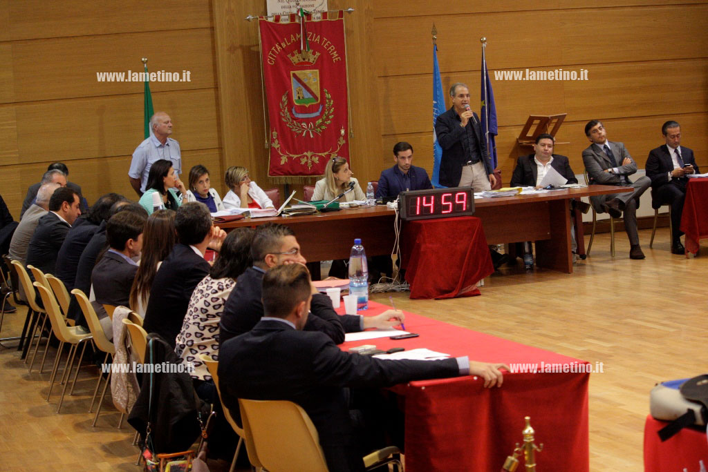 Lamezia: consiglio comunale e debutto di "Calabria al centro"