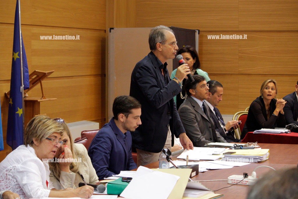 Lamezia: consiglio comunale, passa bilancio di previsione 2015
