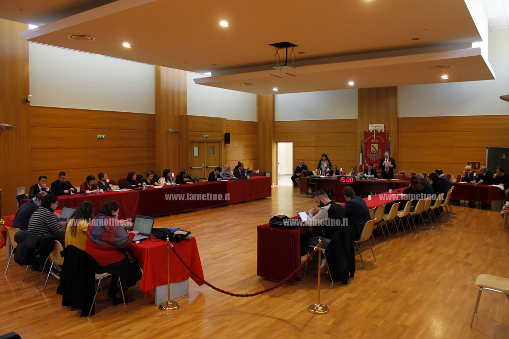Lamezia: canile e alloggi di Ginepri per l'ultimo consiglio comunale dell’anno