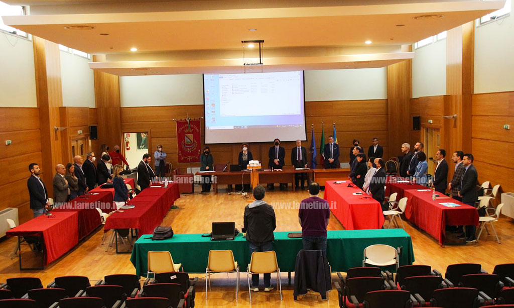 Lamezia, approvato dal Consiglio comunale il Piano economico-finanziario: le nuove tariffe Tari
