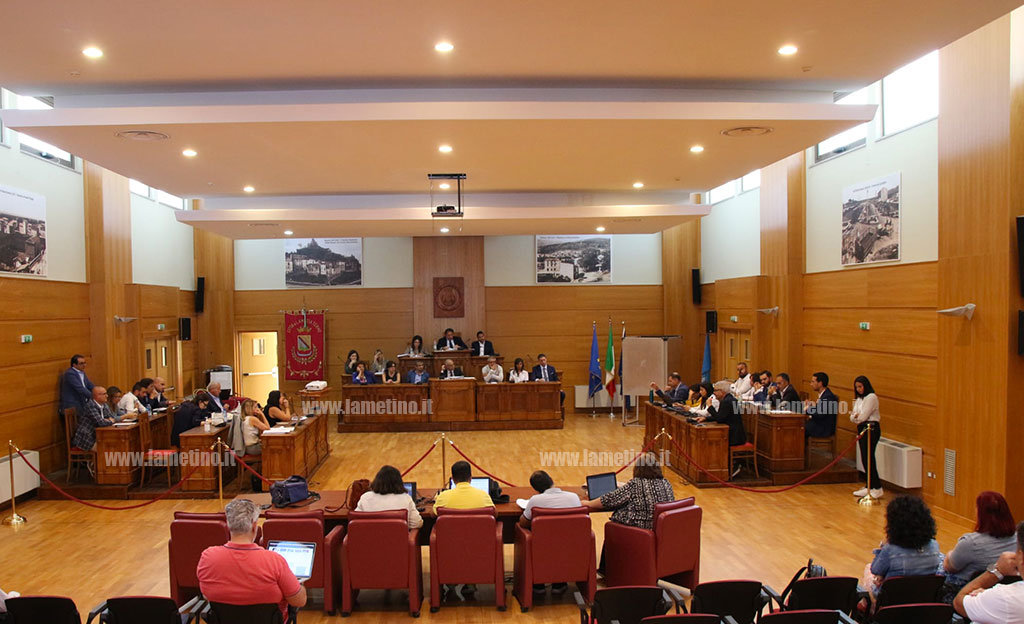 consiglio-comunale-892026461d2d6_1539a.jpg