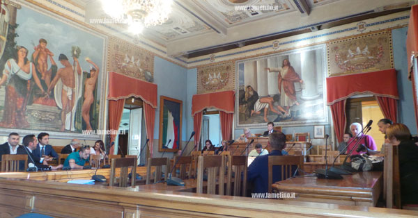 Lamezia: Bilancio 2014, tutto rimandato a lunedì