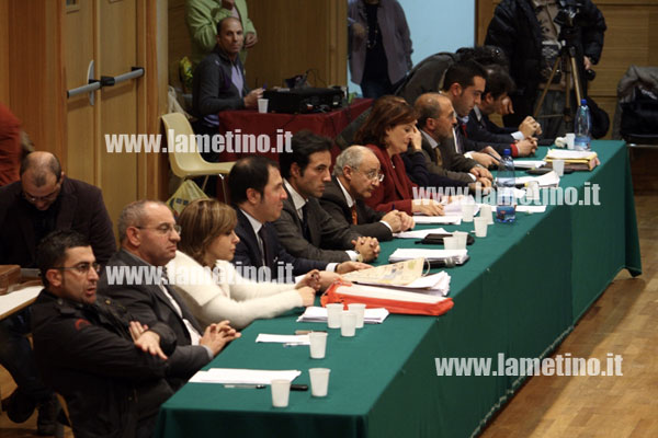 consiglio-comunale-lamezia-10-dicembre-opposizione.jpg