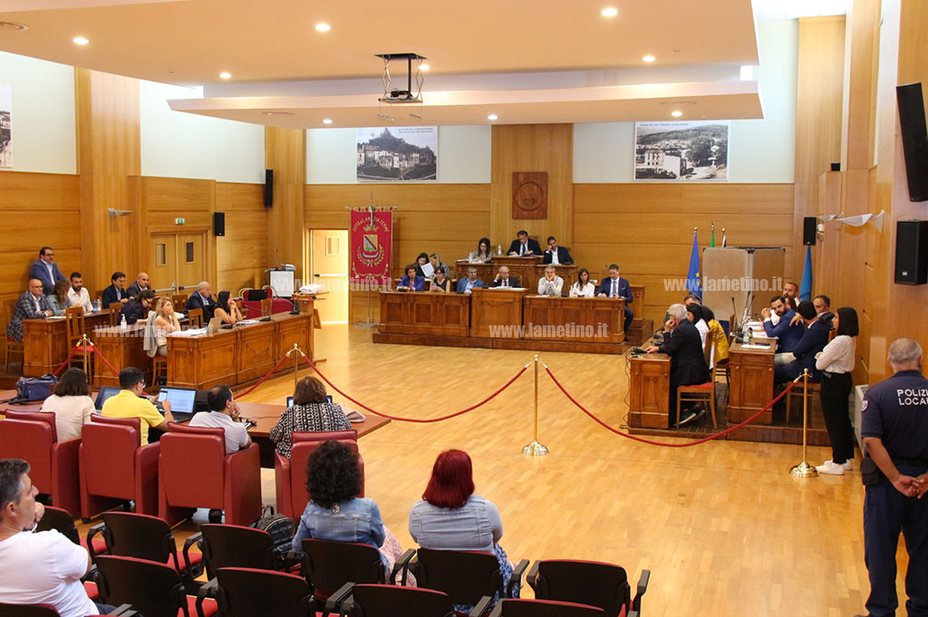 Lamezia, in Consiglio mancano i voti per il Dup: eletto nuovo presidente collegio dei revisori