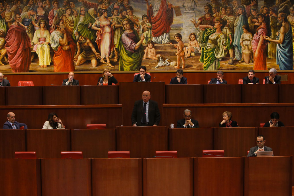 Consiglio regionale, sì a legge di stabilità e bilancio 2016-2018
