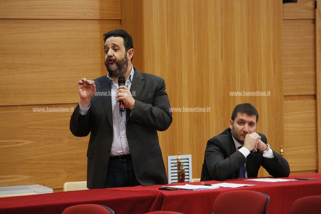consiglio2.jpg