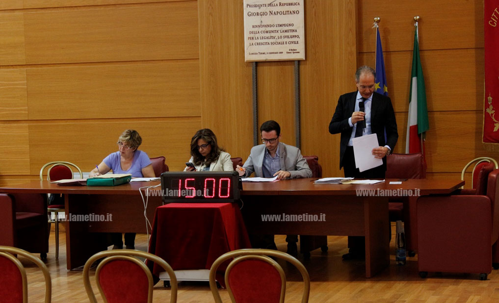 Lamezia: problematiche campo rom ed ex carcere al centro del consiglio comunale