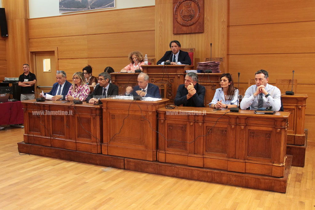 consiglio7.28_a2819.jpg