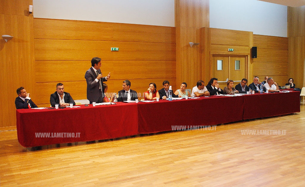 consiglio_com6_270715.jpg