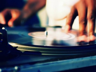 Lamezia: Sindaco emana nuova ordinanza sulla musica in centro