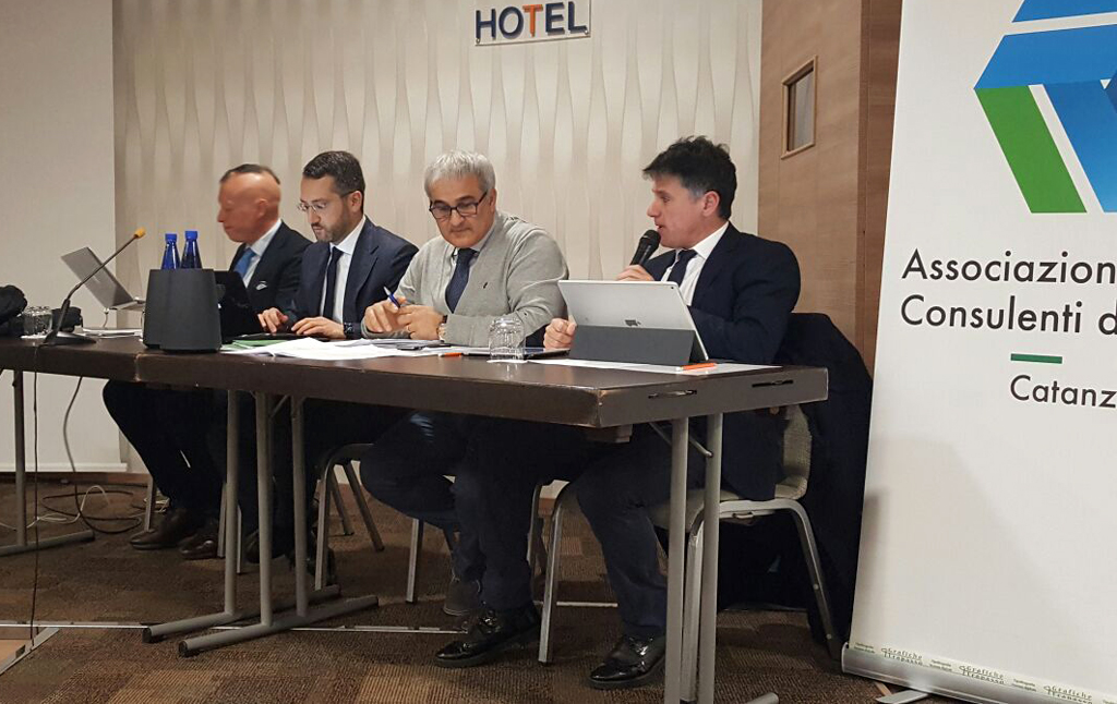 Lamezia, "Il Nuovo Welfare e Il Jobs Act" al centro del convegno organizzato dall'Associazione Giovani Consulenti del lavoro
